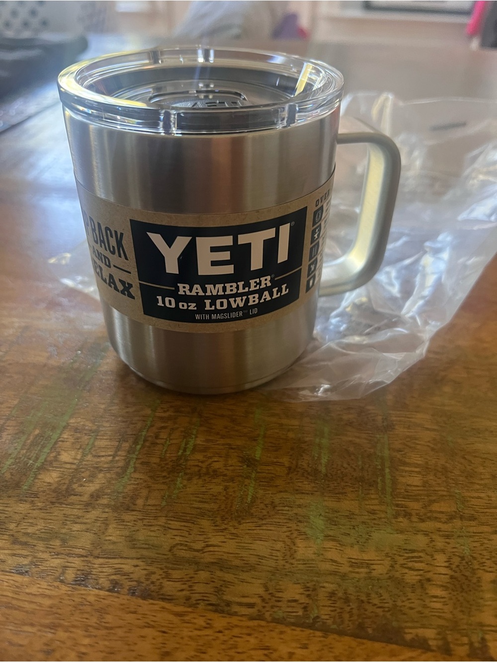 New Yeti Stainless Steel Silver Rambler Mug with lid